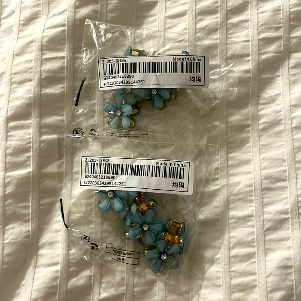 Blue Flower Hair Clip - 12 pieces